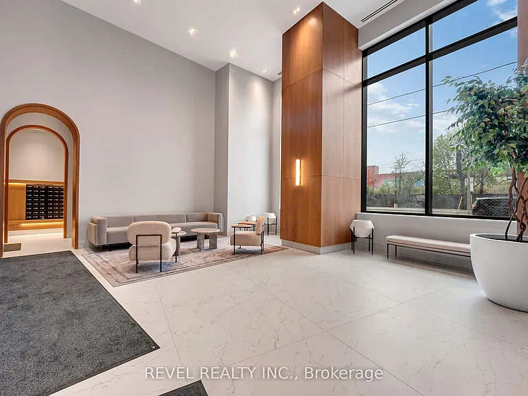 1185 Dupont St #1410 — Photo 19