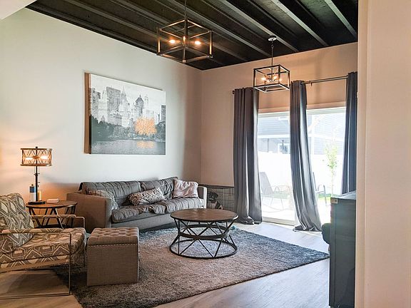 5th image of 4417 E Leubecher Pl