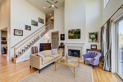 3rd image of 800 Depot Ln
