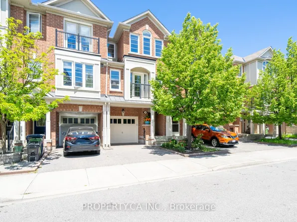 34 Ferguson St, Toronto, ON M1L 0C2