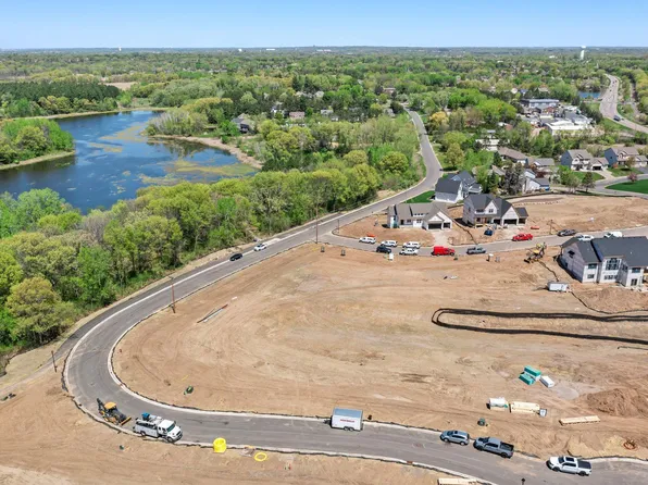 4955 Parkside Cir, Saint Paul, MN 55123