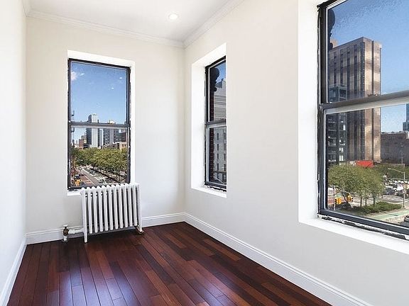 3rd image of 61 Delancey St #5F