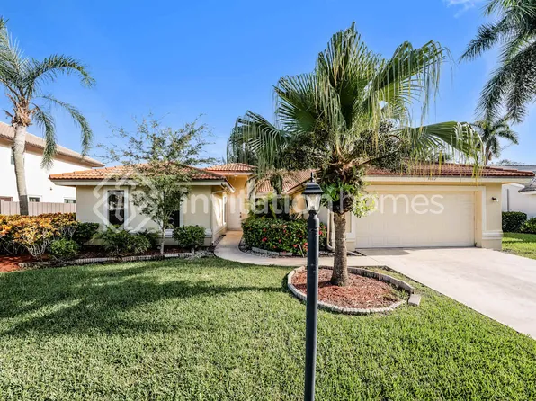 5602 Aspen Ridge Cir, Delray Beach, FL 33484