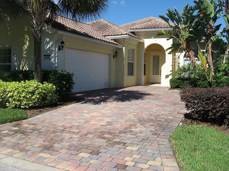 1st image of 11822 Batello Ln