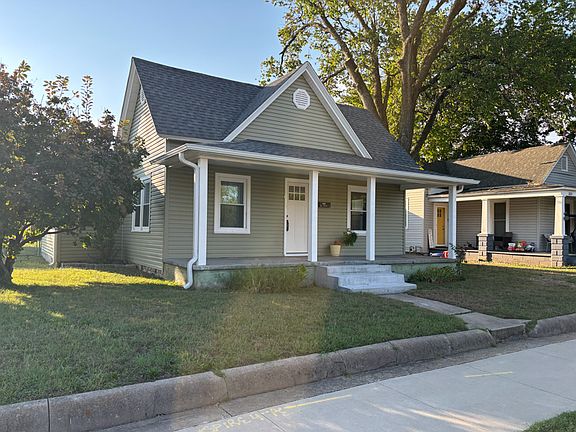 4th image of 2028 Bird Ave