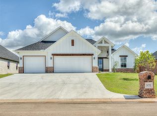 14752 Walnut Ln, Choctaw, OK 73020