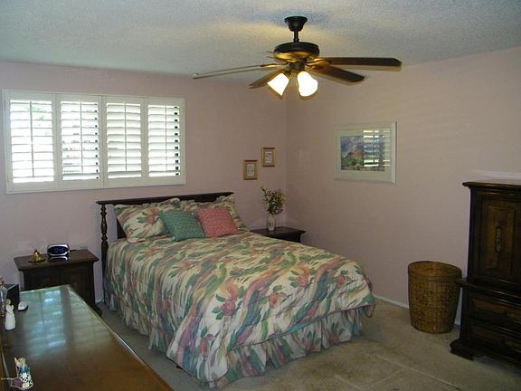 5th image of 839 W Mountain View Dr