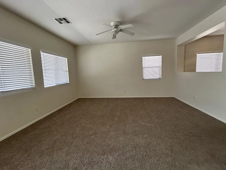 6809 W Nicolet Ave — Photo 4