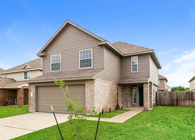 1117 Crossing Dr — Photo 3