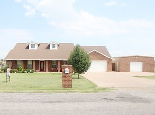 212 Landon Ln, Lawton, OK 73507