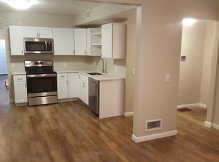 227 Penhurst Rd, Rochester, NY 14610