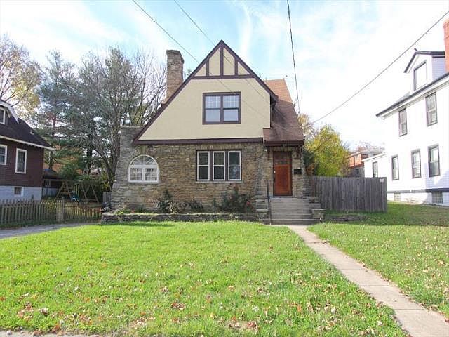 1st image of 823 Pedretti Ave