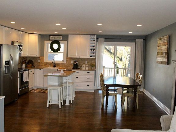 5th image of 45 Harper Dr