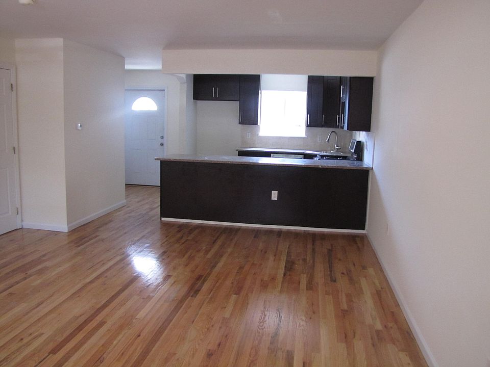 1st image of 17712 129th Ave