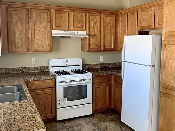 5th image of 3808 Pecos Park Ave