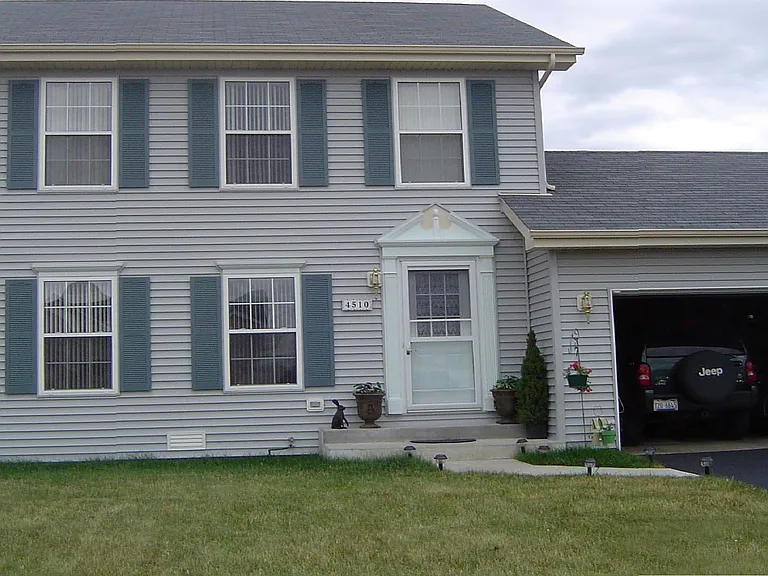 4510 Skylark Ln — Photo 1