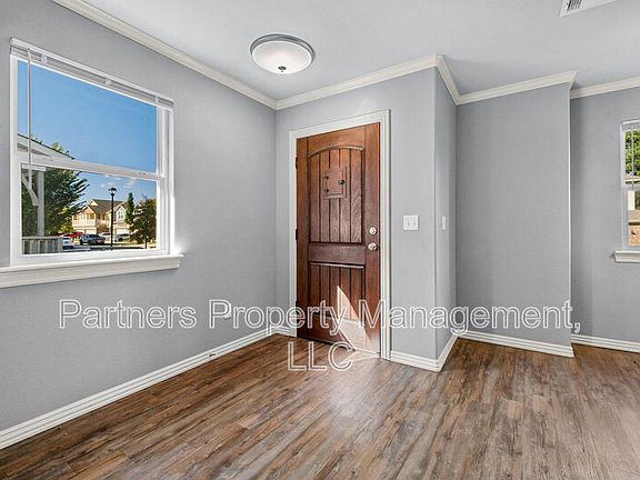 4th image of 1340 Sicily Ln