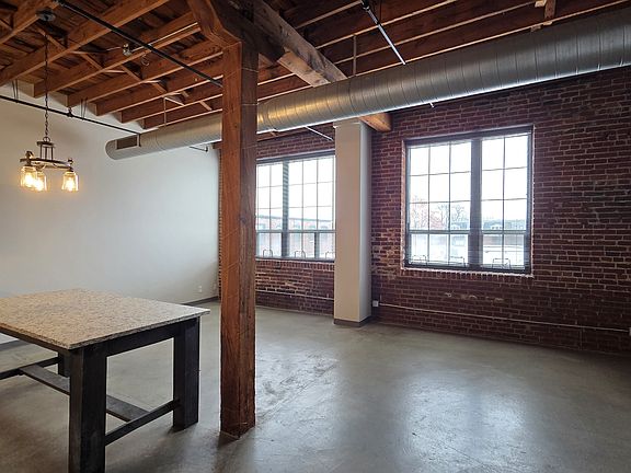 3rd image of 1425 S 18th St #247