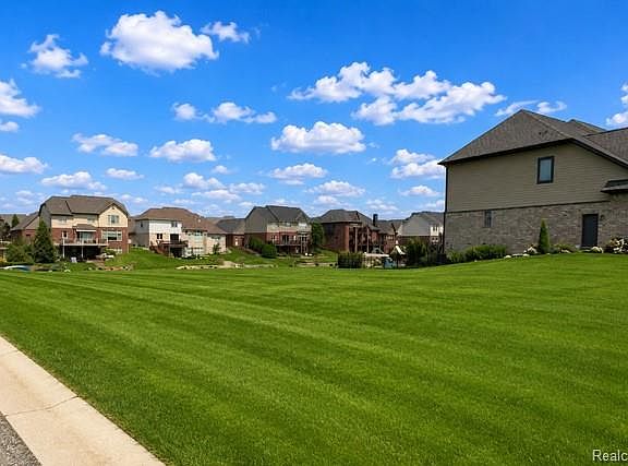 3rd image of 10401 Sandpiper Ct
