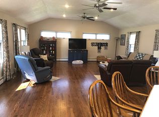 2806 S Berry Ave, Independence, MO 64057