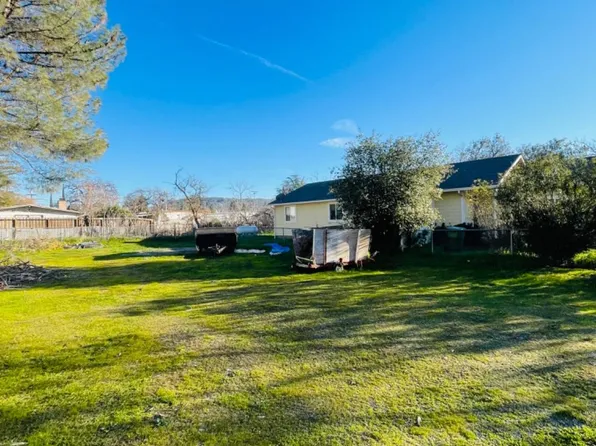 180 Schindler St, Clearlake Oaks, CA 95423