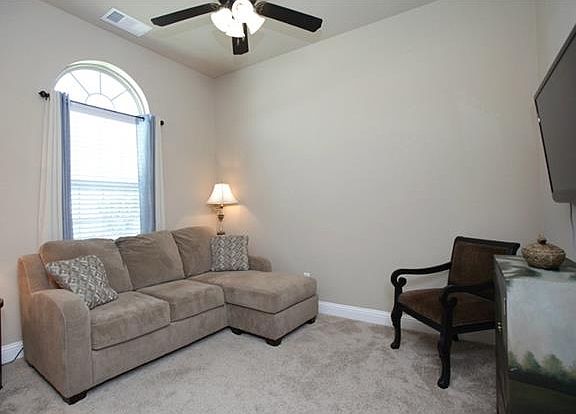 2nd image of 5217 Fringetree Dr