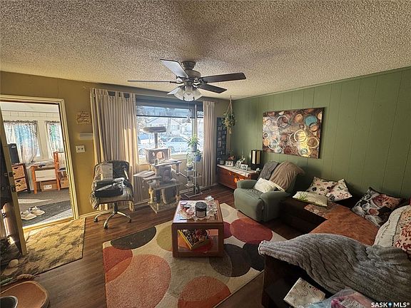 4th image of 1620 Rothwell STREET