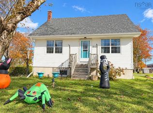 163 Riverview Dr, Sydney River, NS B1S 1N7