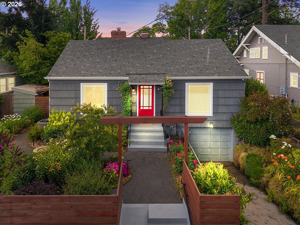 1st image of 5722 N Vancouver Ave