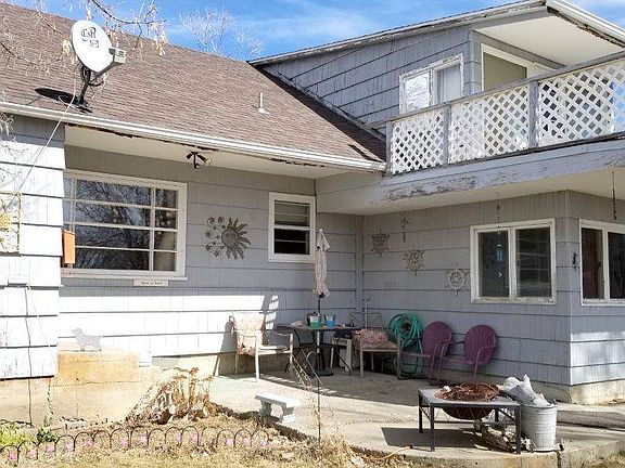 4th image of 720 7th Ave N