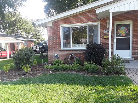 2nd image of 31775 Scone St