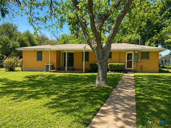 2305 Birdcreek Dr, Temple, TX 76502