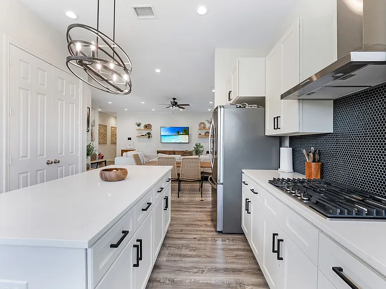 7224 Bayhill Ln — Photo 17
