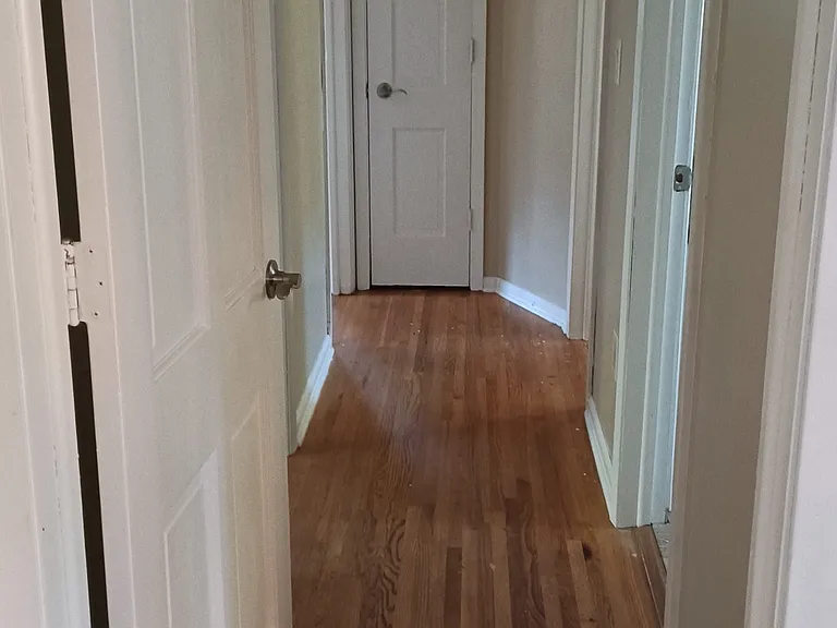 907 County Road B W — Photo 11