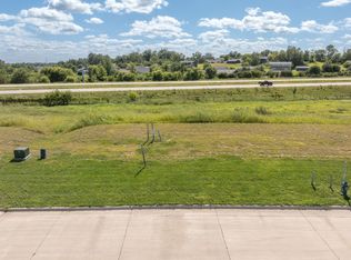 3028 Belle St SW, Cedar Rapids, IA 52404