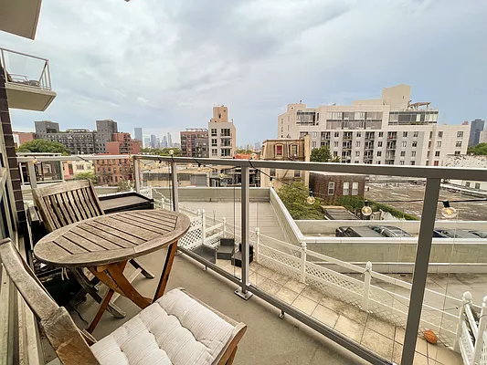 Rented by Evergreen Realty & Investments | media 6