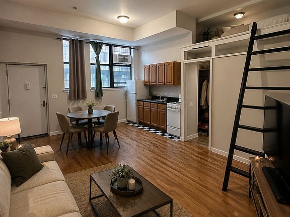 3rd image of 195 Stanton St APT S2