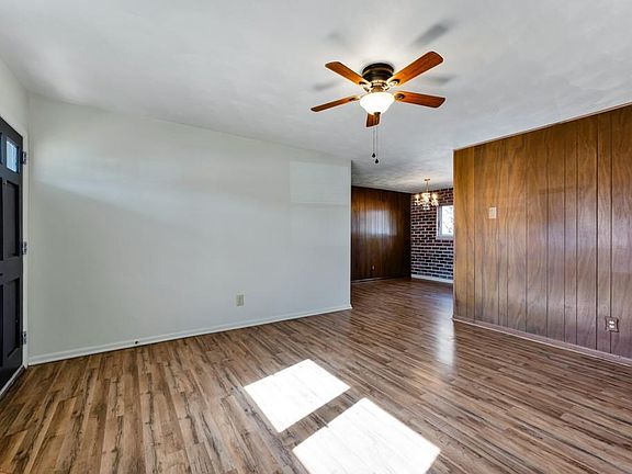 5th image of 3332 Lakecrest Rd