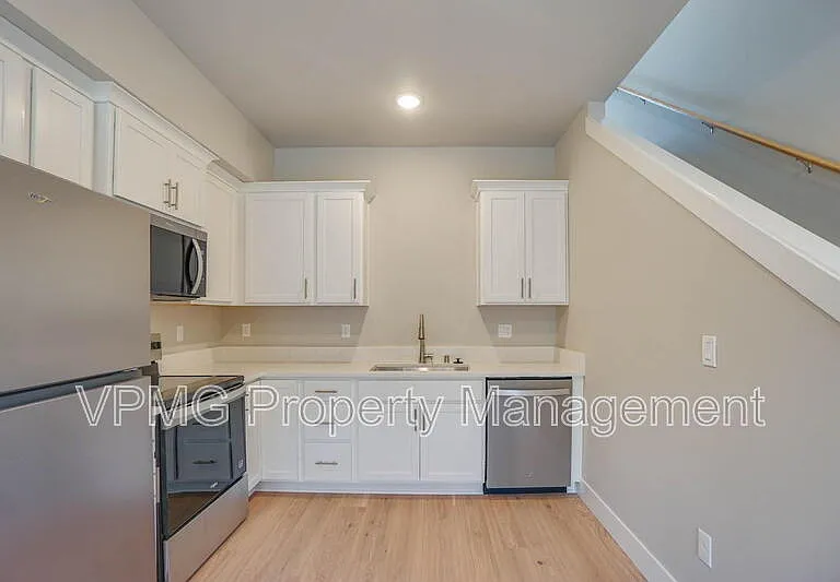 2347 E Otter Loop #A — Photo 7