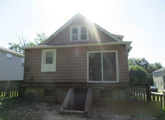 2nd image of 5830 Westwood Ave