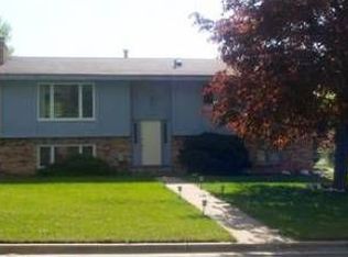 12105 Allen Dr, Burnsville, MN 55337