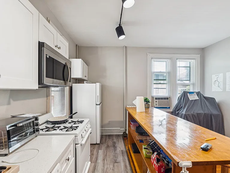 3310 Hamilton St #3F — Photo 10