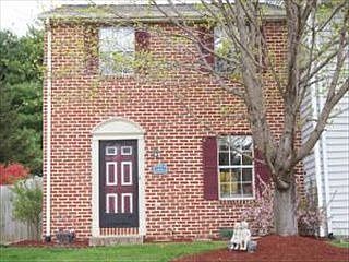 1st image of 139 Stonehouse Ln
