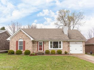 10411 Vantage Rd, Jeffersontown, KY 40299