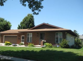1058 Miles Dr, Worthington, MN 56187