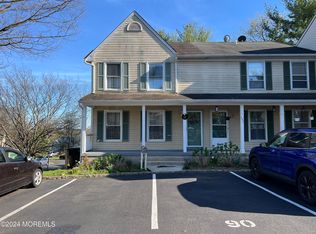 135 Buttonwood Dr, East Brunswick, NJ 08816