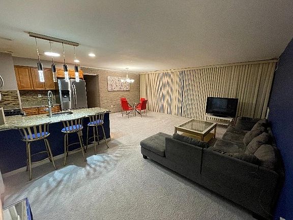 4th image of 4335 Ivymount Ct #9