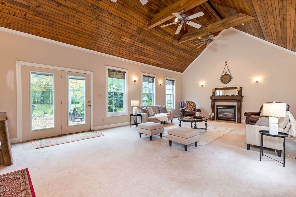 next background image