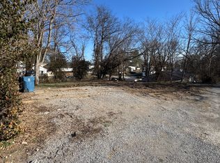 300 1/2 W Broad St, Jonesboro, IL 62952