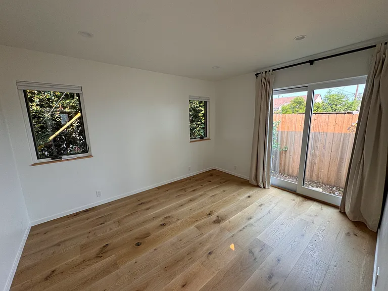 524 Casitas Rd #B — Photo 3